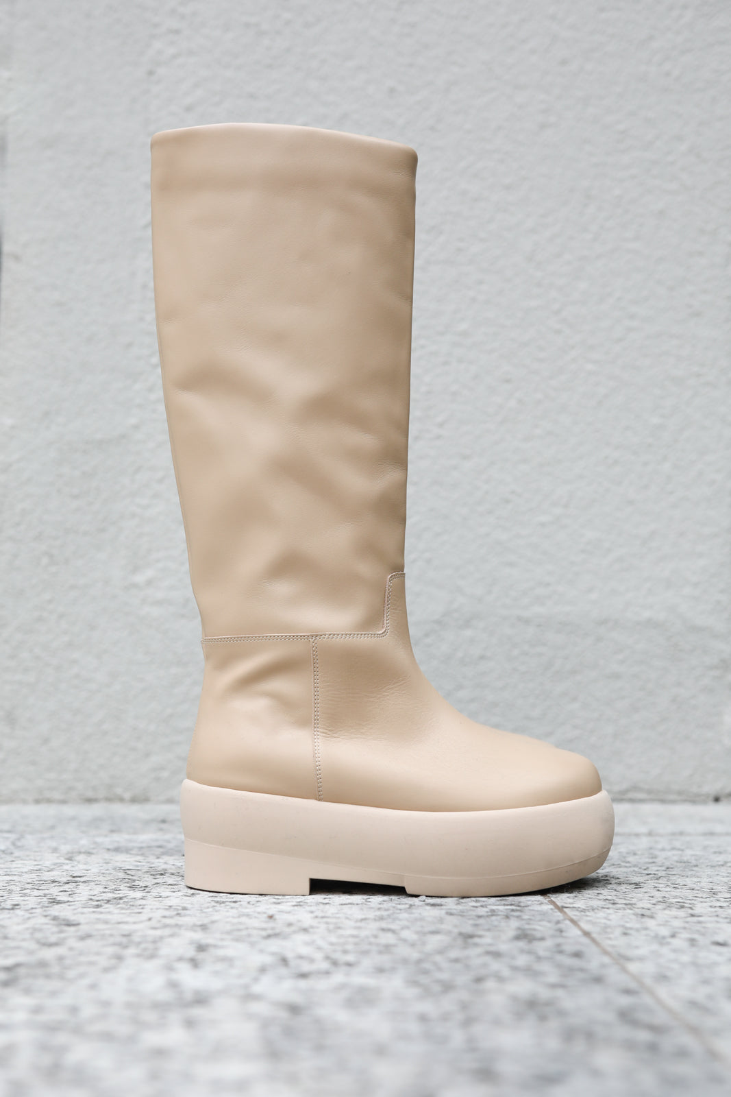 Gia 16 boots in Oatmilk