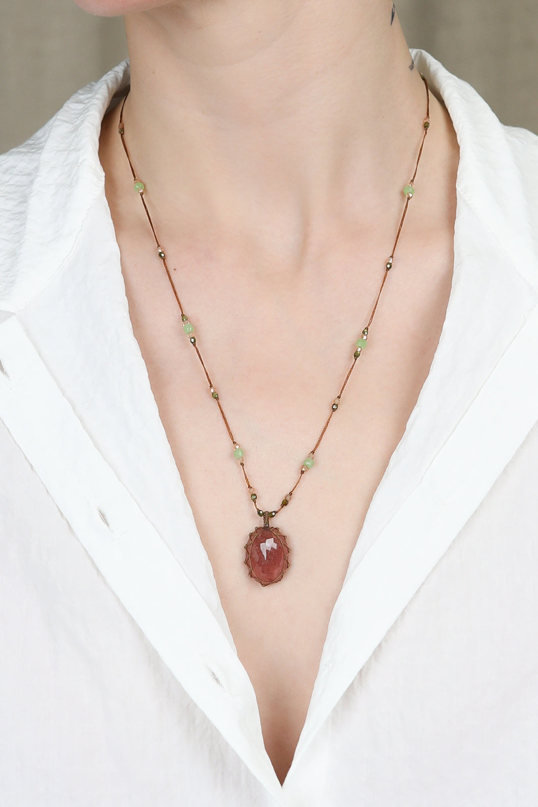 Tibet necklace in Strawberry Pink