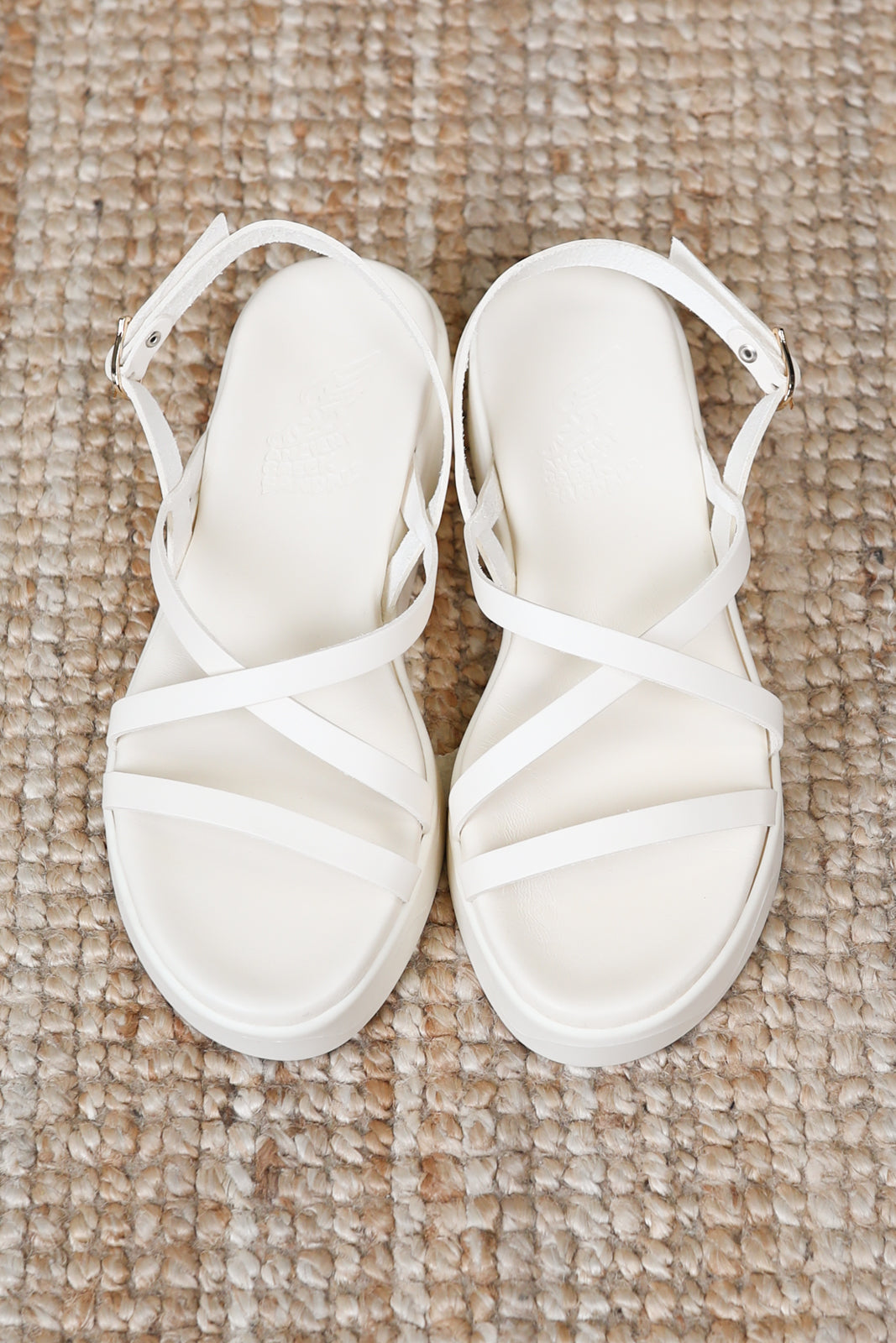 Silia sandals in off white