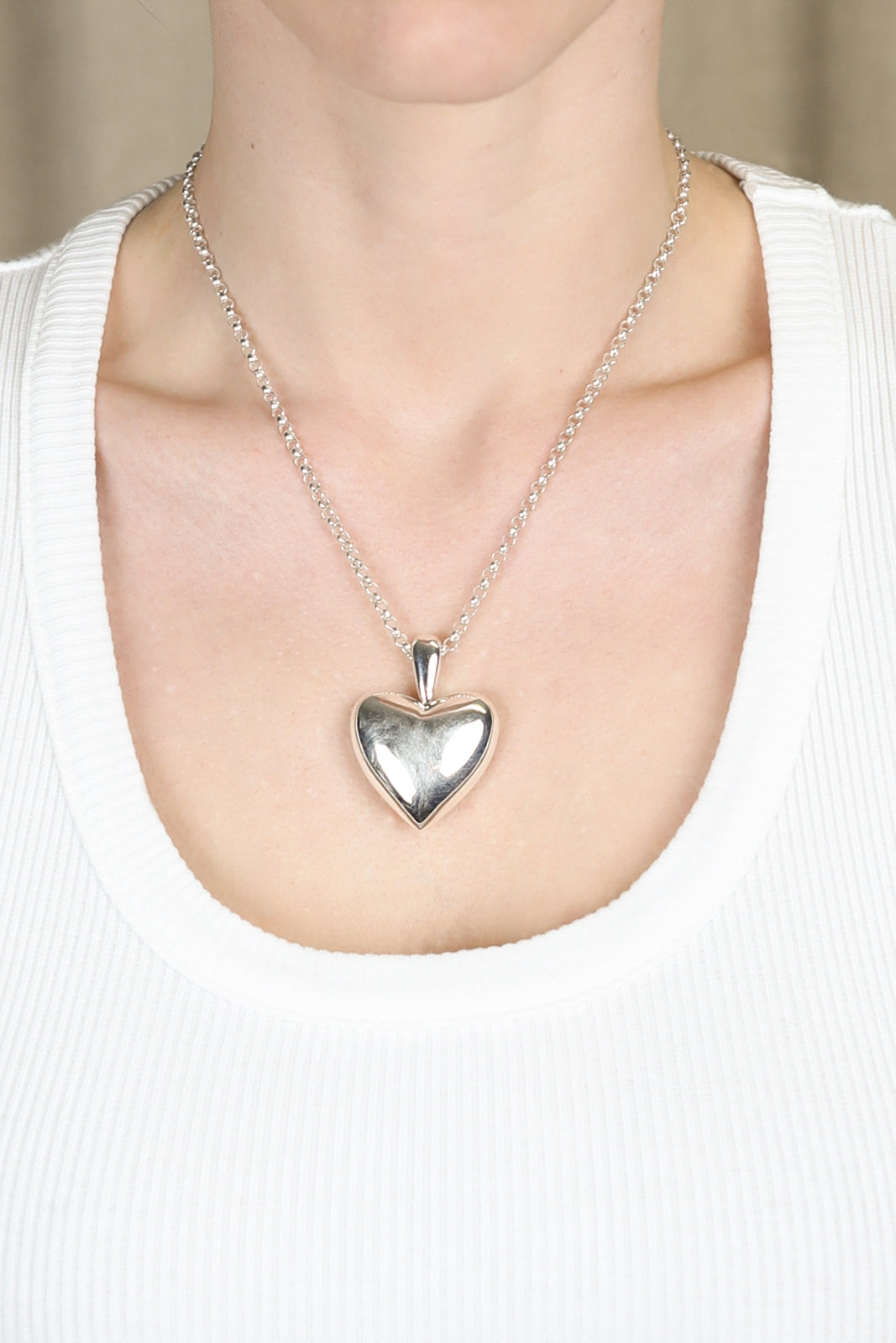 Voluptuous Heart XL necklace in silver