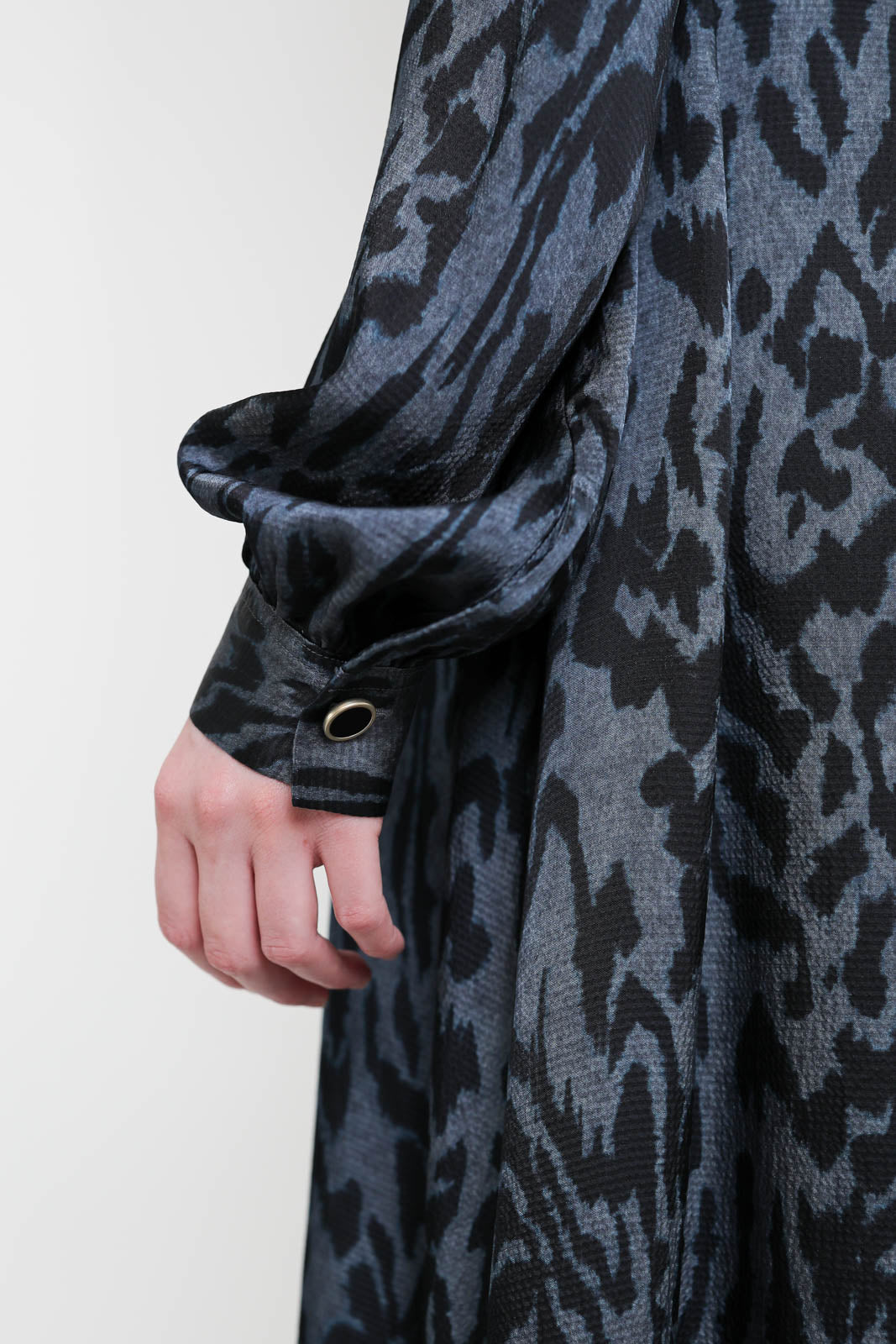 Forte-Forte, robe Moiree Satin in Stone