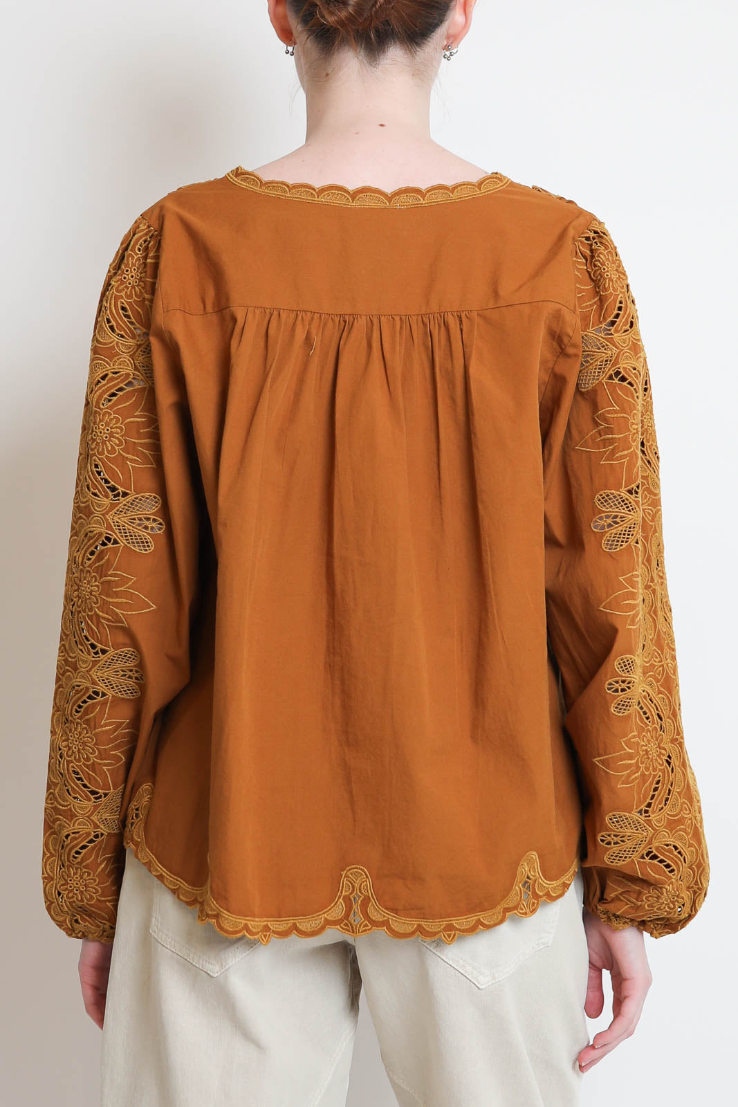 Farm Rio, chemisier Camel Richilieu en marron