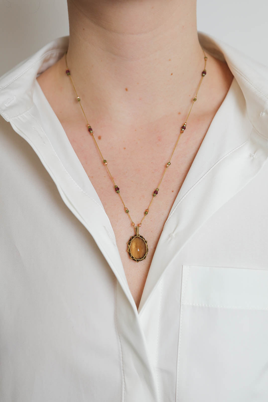 Sharing Bijoux, collier Tibet en quartz miel