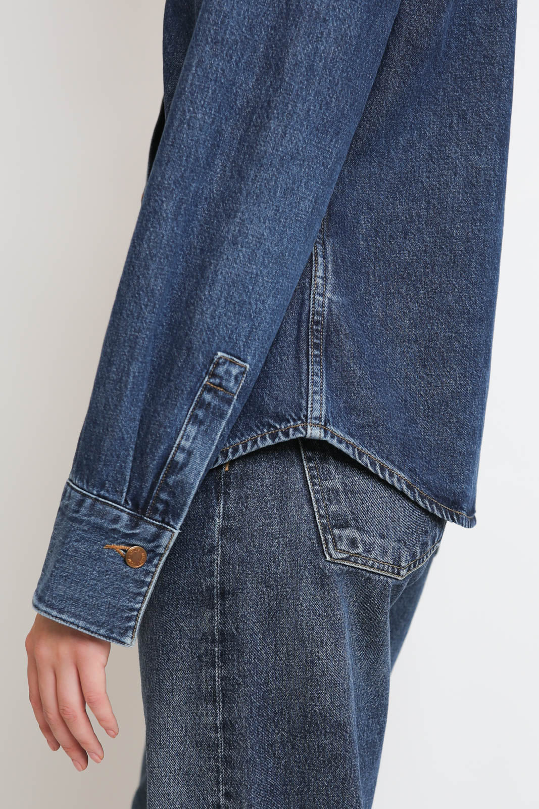 Agolde, chemisier Talia en épisode