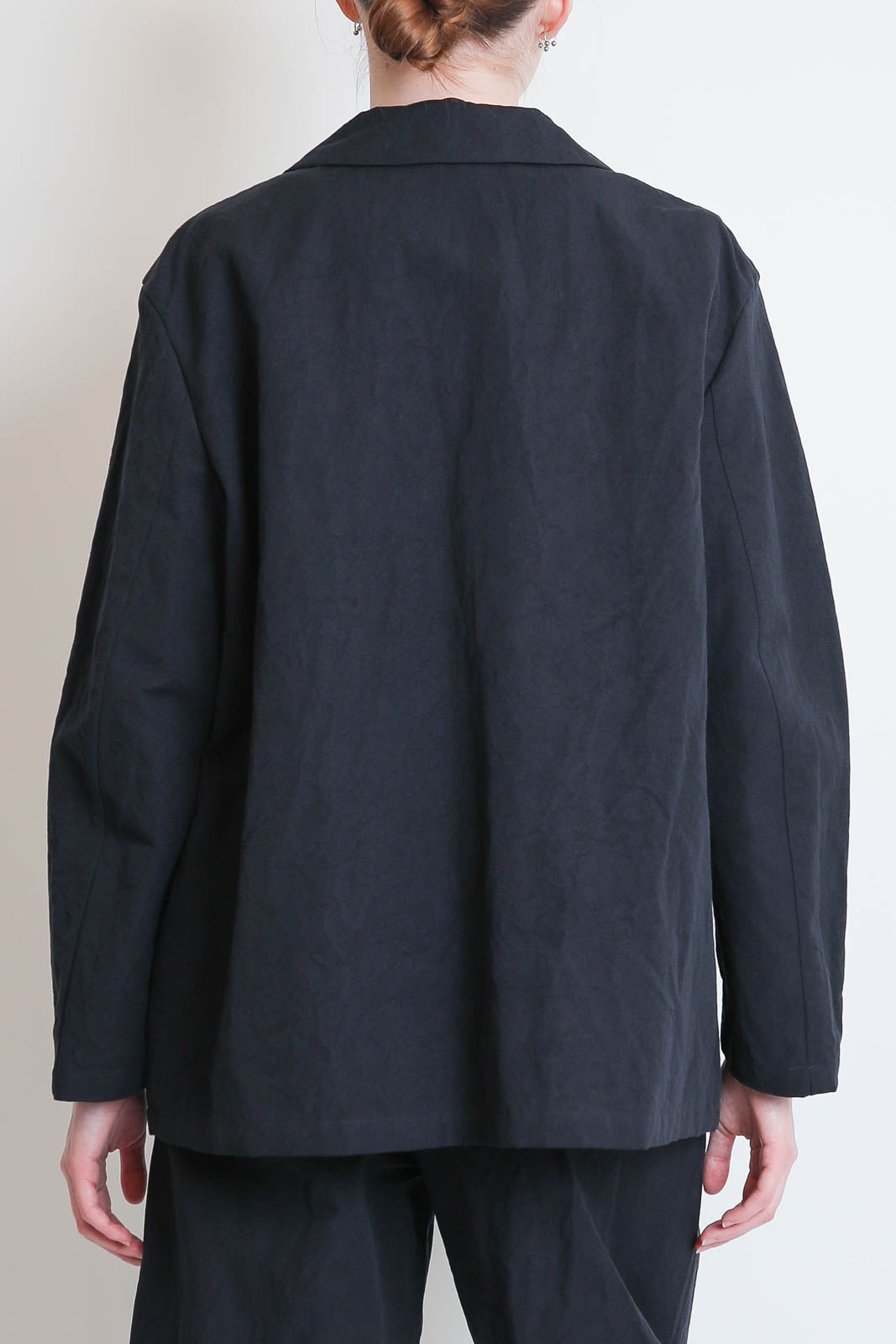 Apuntob, blazer en Abyss