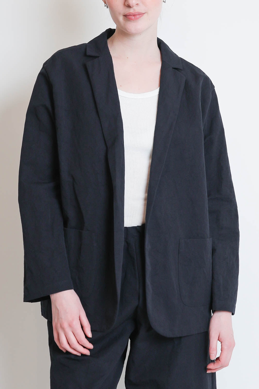 Apuntob, blazer en Abyss