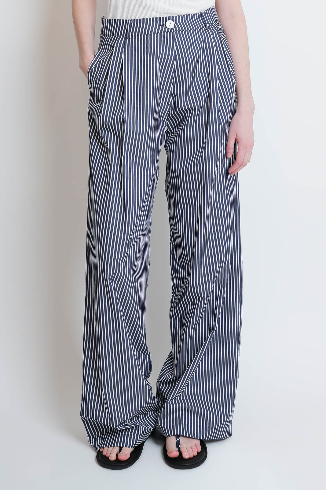 Atelier 1985, pantalon Marlene bleu/blanc