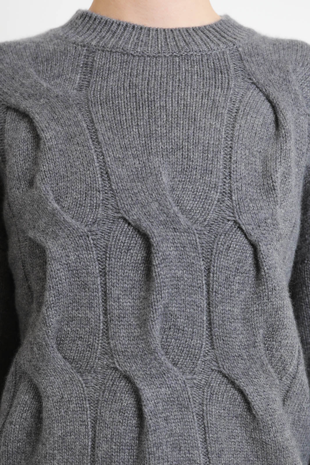Lisa Yang, Pullover Sammie en graphite
