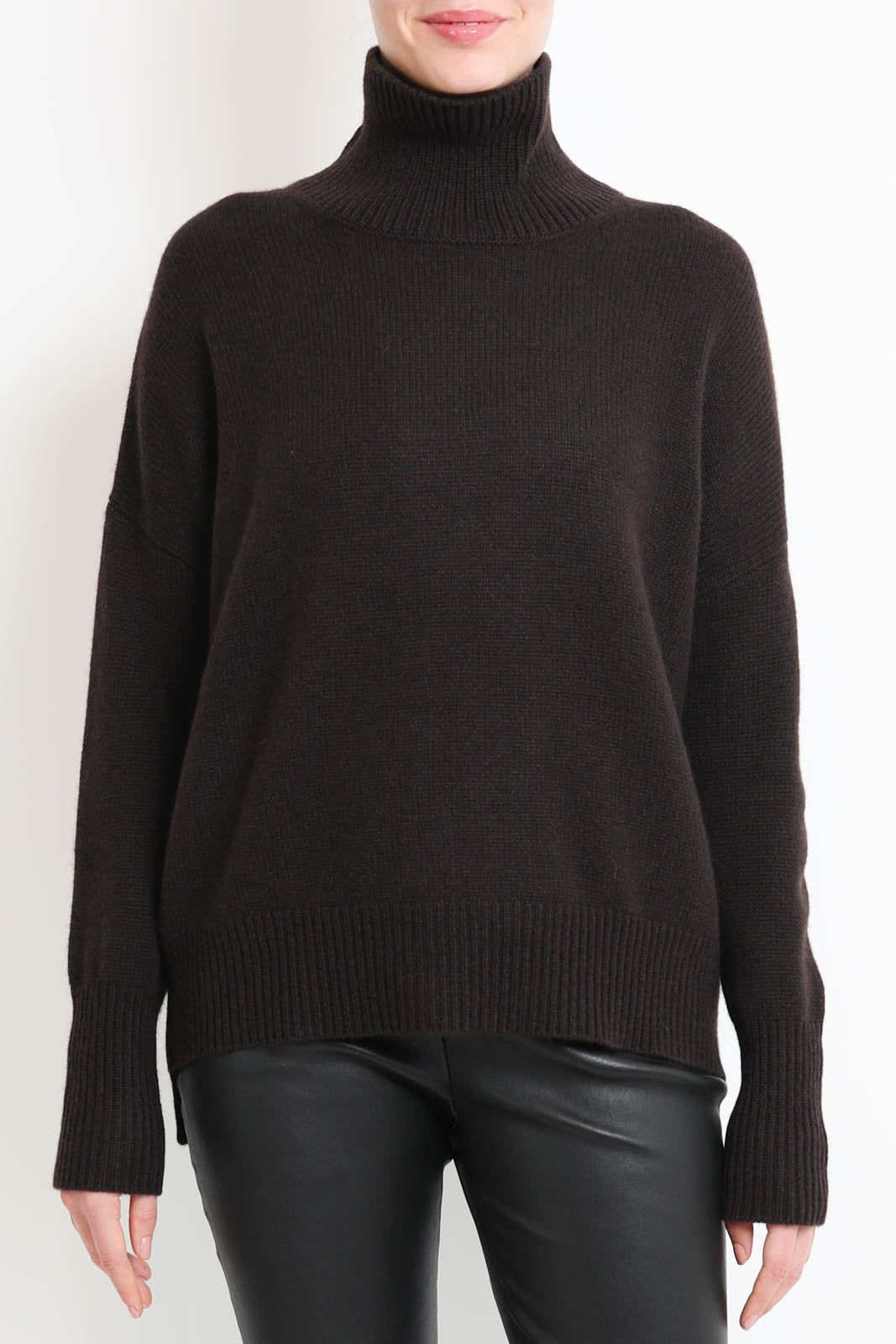 Lisa Yang, Pullover Heidi en chêne foncé