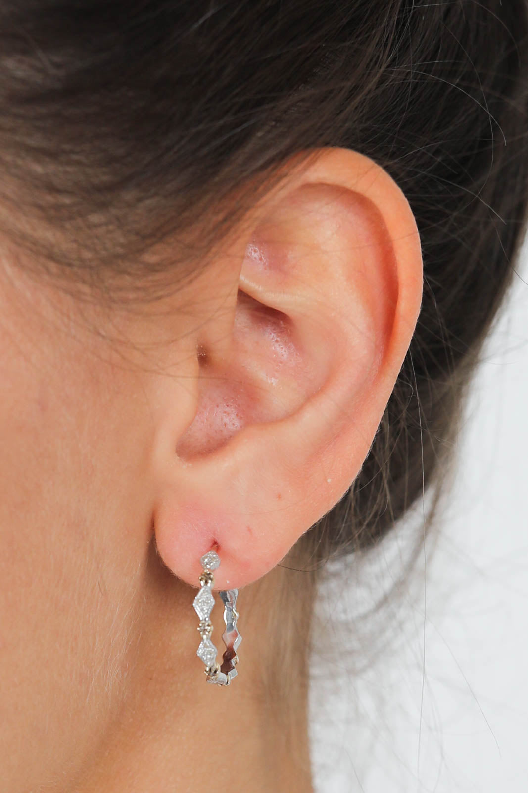 Boucles d'oreilles Ava Hoop in Diamond