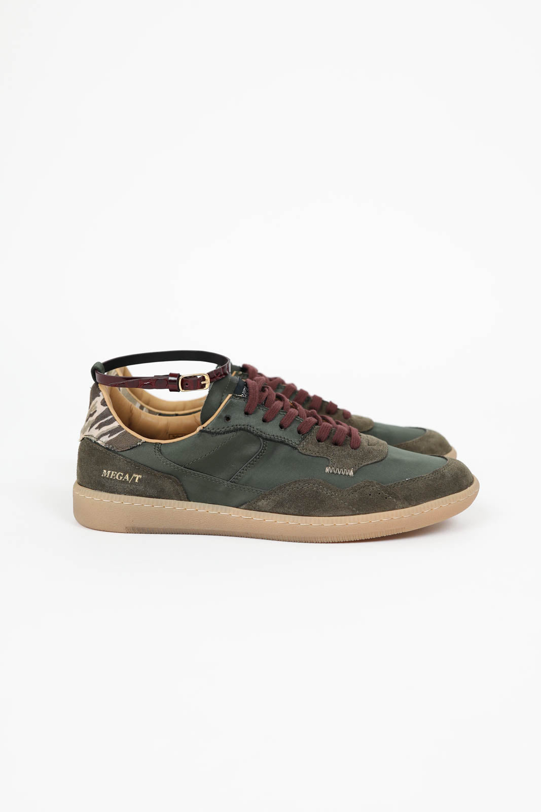 Baskets Mega T en vert militaire