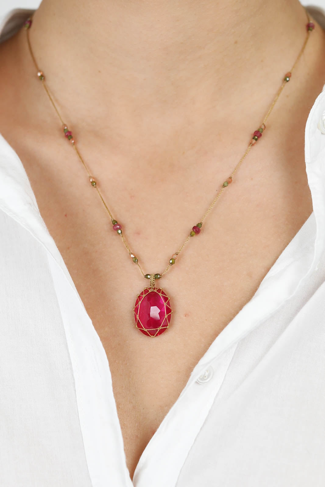 Collier Tibet en verre rose indien