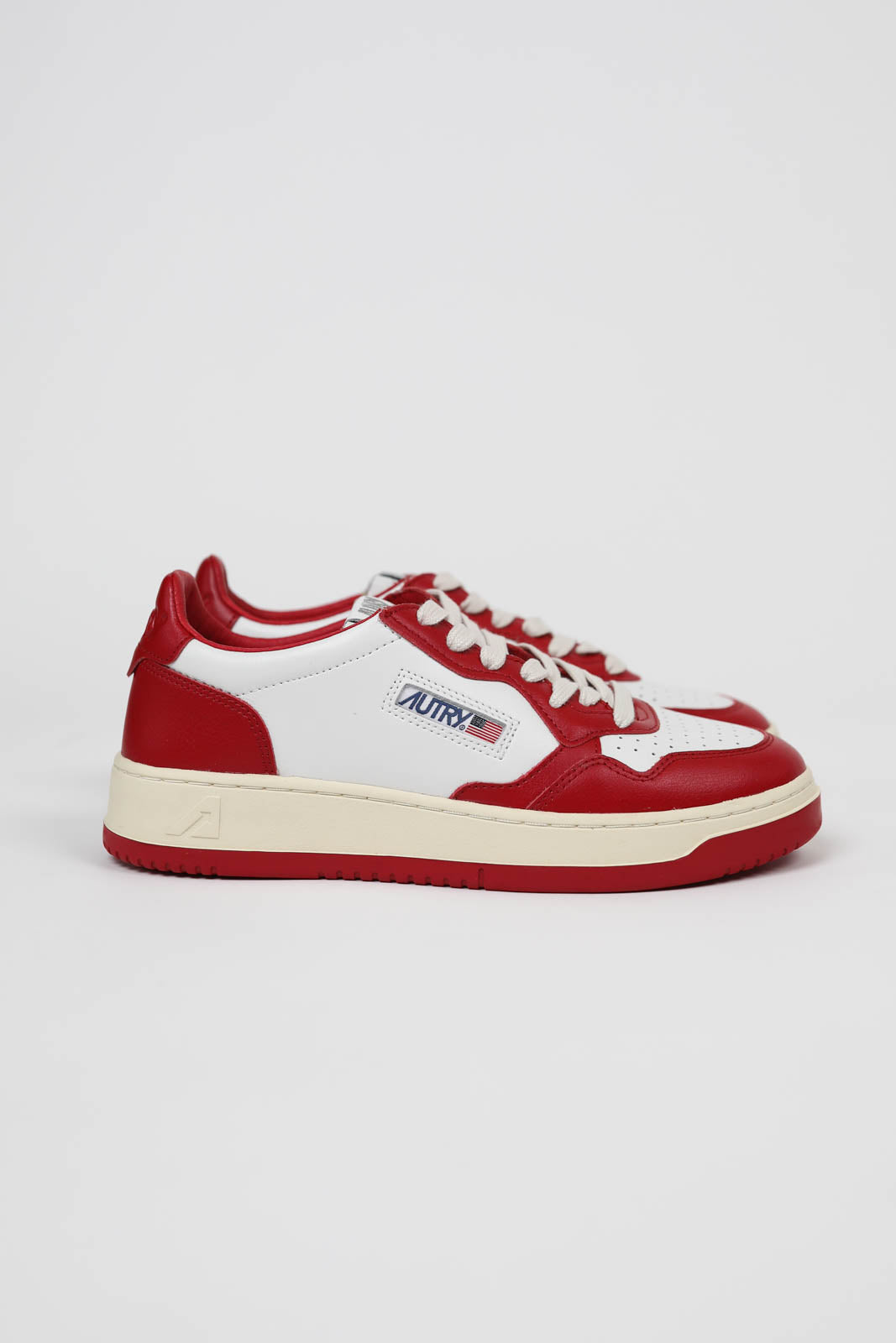 Baskets Medalist Low Bicolor en rouge