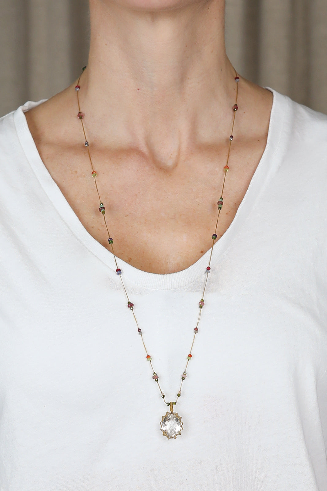 Collier Tibet long en Crystal Quartz